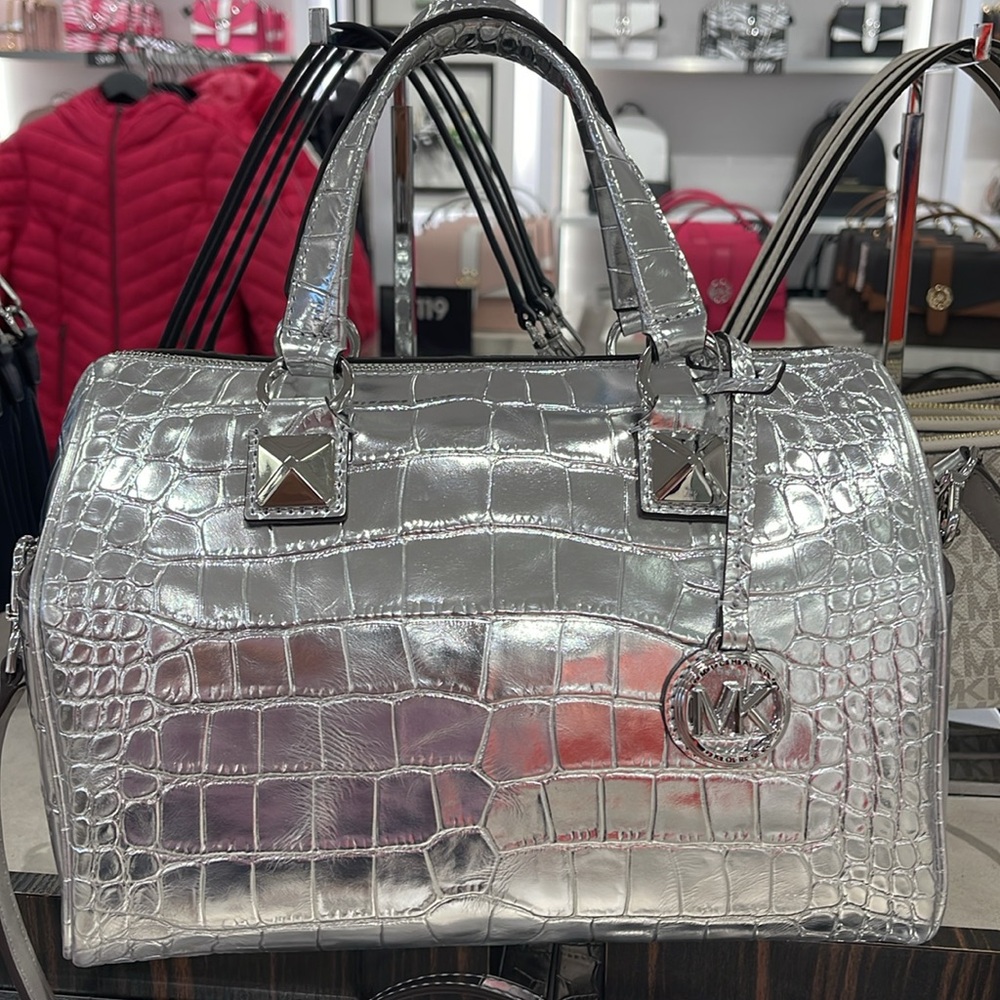 Michael Kors Grayson Medium Metallic Crocodile Embossed Leather Satchel
Silver - Picture 15 of 16
